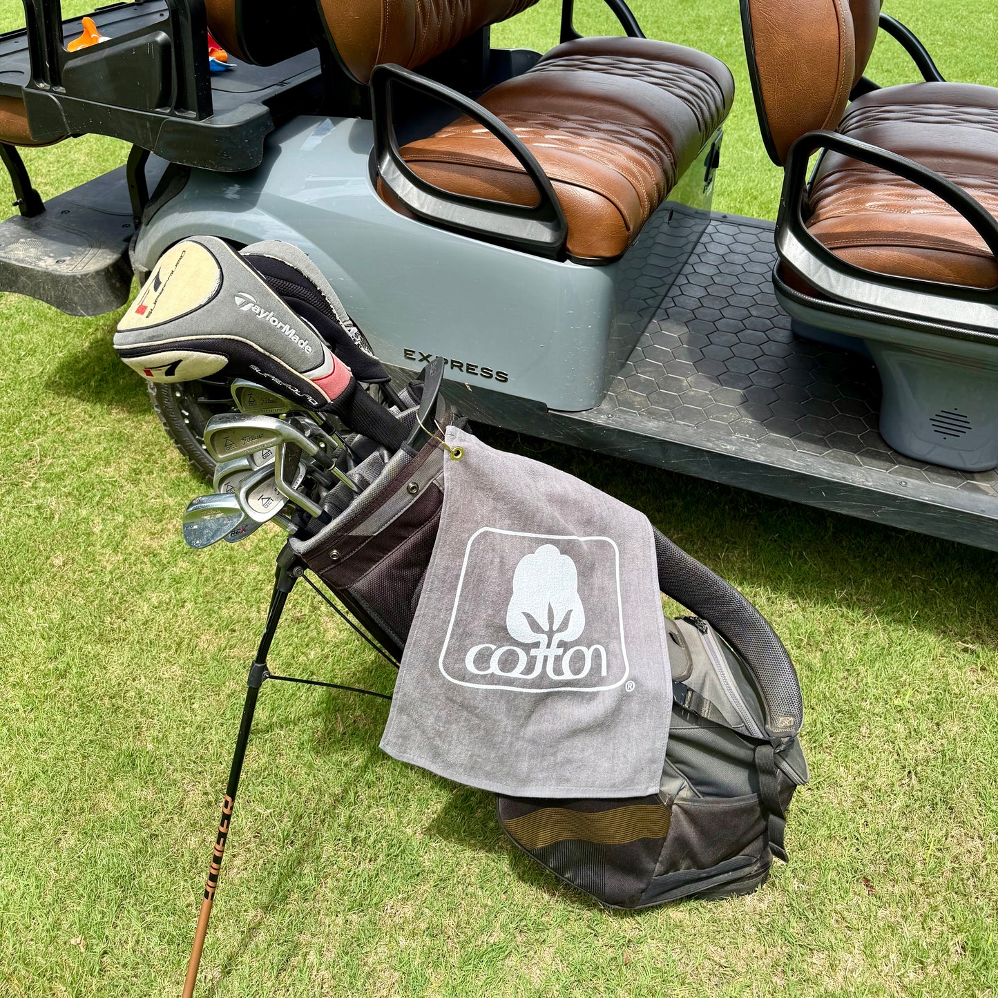 Seal of Cotton Golf Towel
