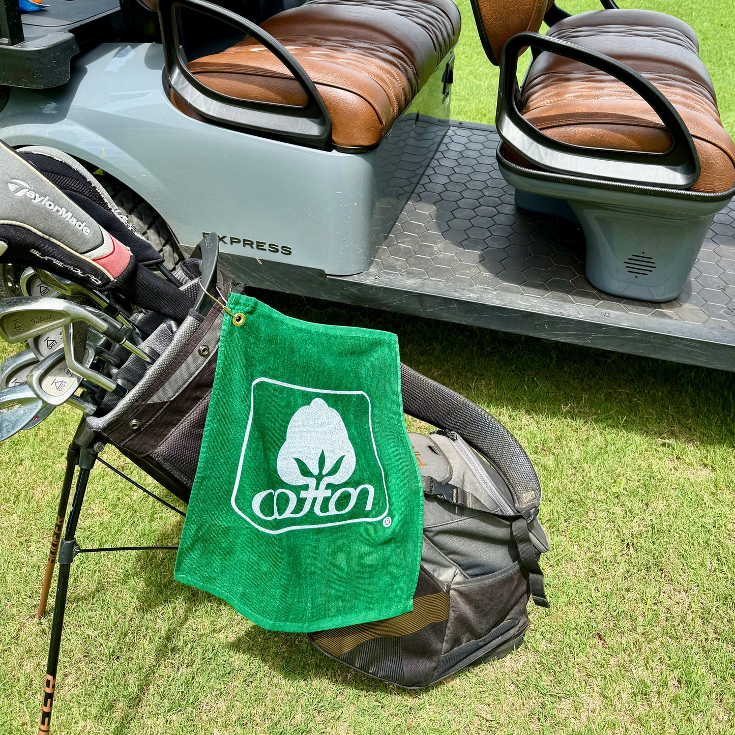 Seal of Cotton Golf Towel