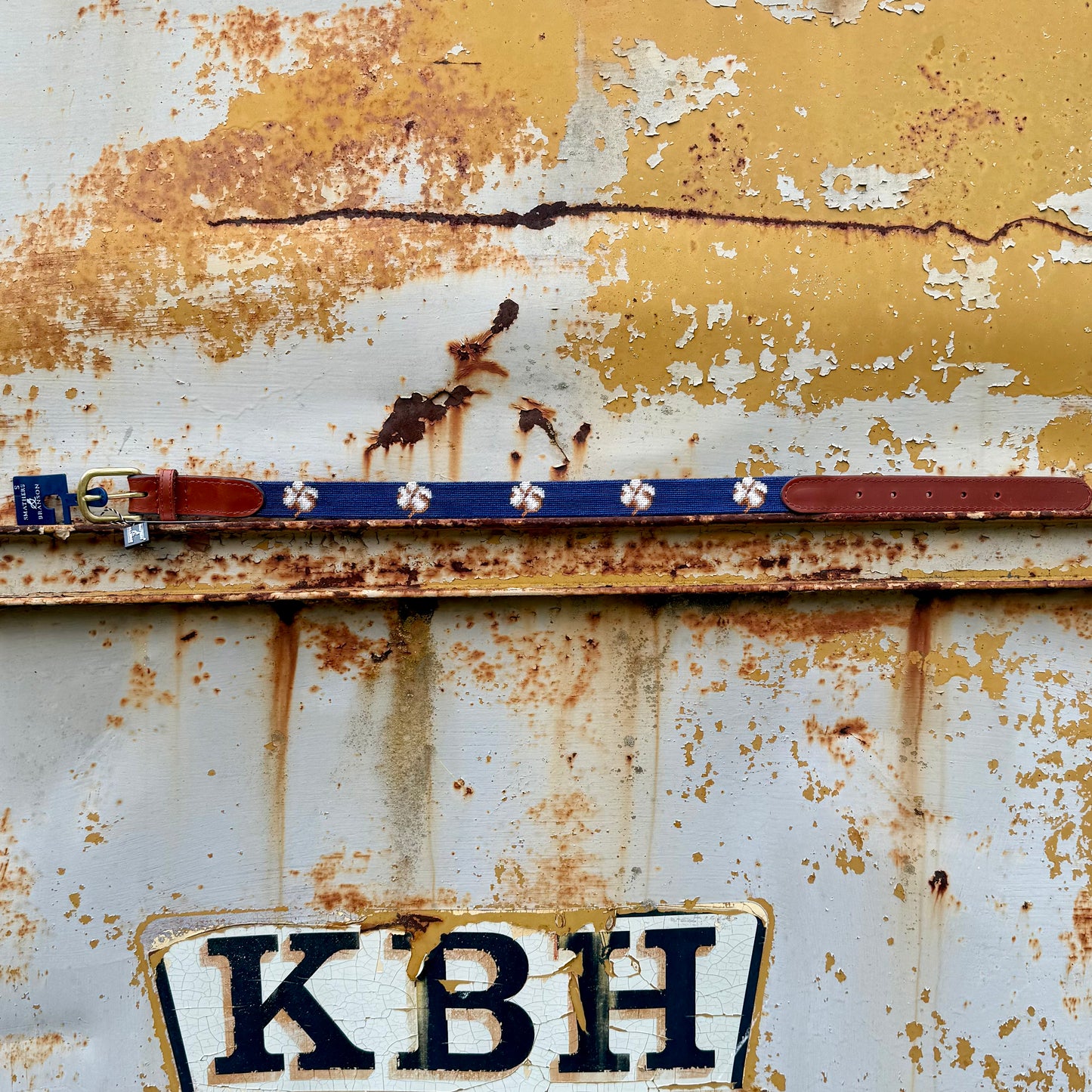 Smathers & Branson Cotton Boll Needlepoint Kids Belt