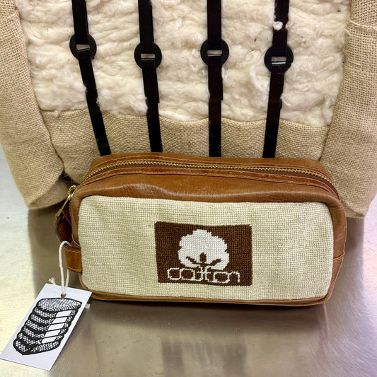 Smathers & Branson Seal of Cotton Needlepoint Toiletry Bag